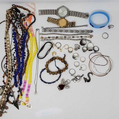 786	

Costume Jewelry
Includes Necklaces, Bracelets, rings and more 