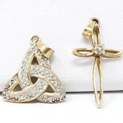 598	

14k Gold Pendants With Diamonds, 1.7g
Weighs Approx 1.7g