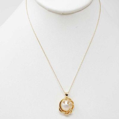 14K Gold Diamond Necklace with Pendant weighs approx 4.1g measures approx 17
