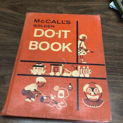 https://www.ebay.com/itm/124302480802	LX2071: McCall's Golden Do-It Book Book ASIS	Auction Start after 08/19/2020 6 PM
