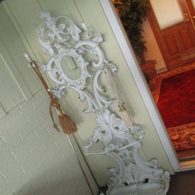 cast iron Victorian style hat rack/ hall tree.