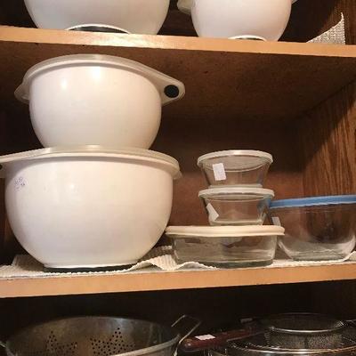 Kitchen Bowls with Lids