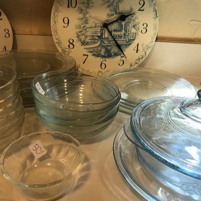 Depression Glass dishes