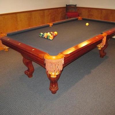 Thomas Grimaldi Pool Table With Cues 
