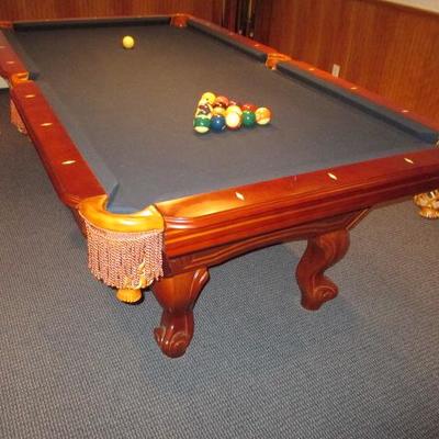 Thomas Grimaldi Pool Table With Cues 