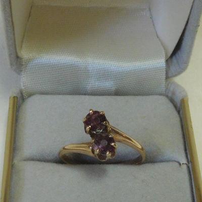 14 k Stone Ring