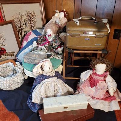 Country Decor - Quilts, Rag Dolls, Art