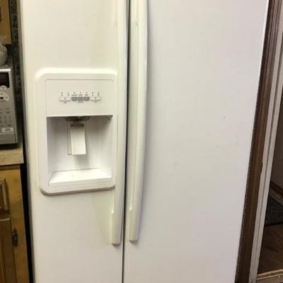 Maytag refrigerator/ freezer $150