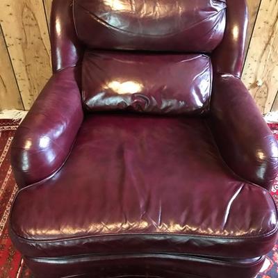 Southmark leather chair $75 