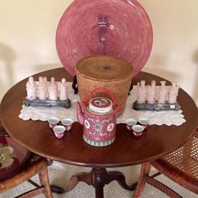 Tilt Top Tea Table with Signed Deco Art Glass and Carved Stone Asian Figures 