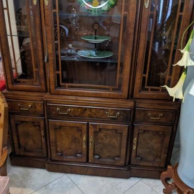 beautiful Tomlinson's hutch in excellent condition
52