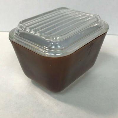 https://www.ebay.com/itm/124311268264	RM027 VINTAGE PYREX DISH BROWN WITH LID 1 1/2 CUP		Auction