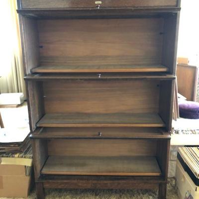 Lundstrom 3 Section Barrister/Lawyers Bookcase