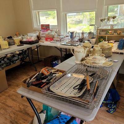 Estate sale photo