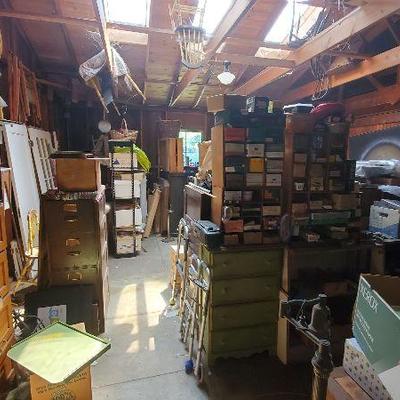 Estate sale photo