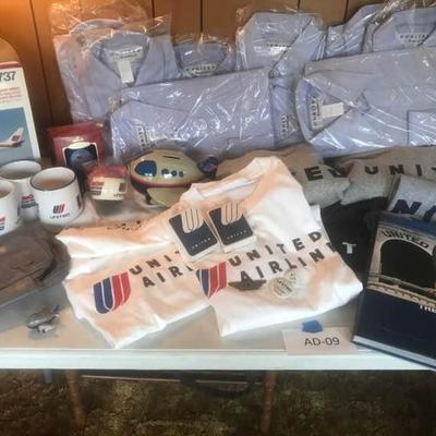 United Airlines Clothes and Collectibles
