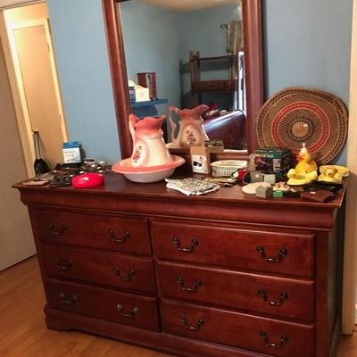 Dresser with mirror $185
dresser 52 X 14 X 32