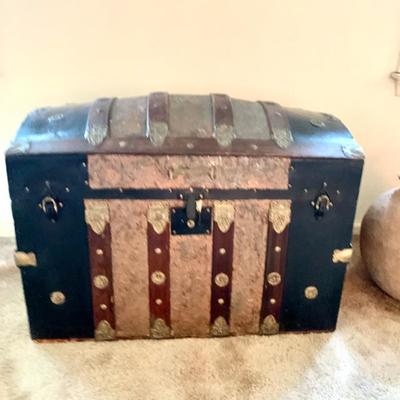 Antique Dome Top Trunk