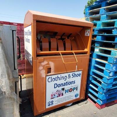 #10022 â€¢ Outdoor Clothing Donation Bin