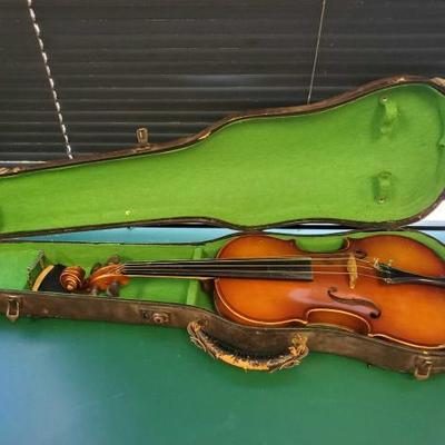 1022	
1950's- 60's Antonius Scandinavian Japan Violin With Case
1950's- 60's Antonius Scandinavian Japan Violin With Case