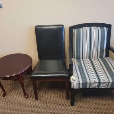 #16558 â€¢ 2 Chairs, With End Table