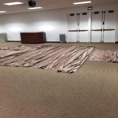 #15510 â€¢ Huge Lot Of 8' And 16' Curtains Includes Rods