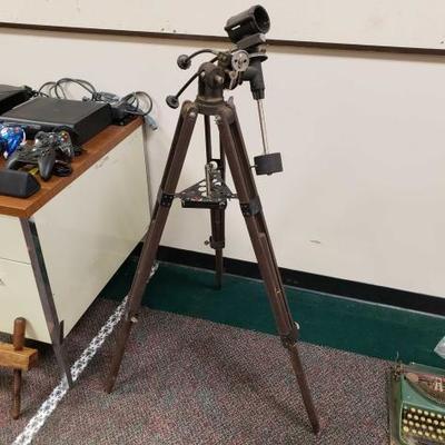 814	
Vintage Telescope Holder
Vintage Telescope Holde
