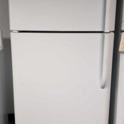 #15028 â€¢ Frigidaire Refrigerator