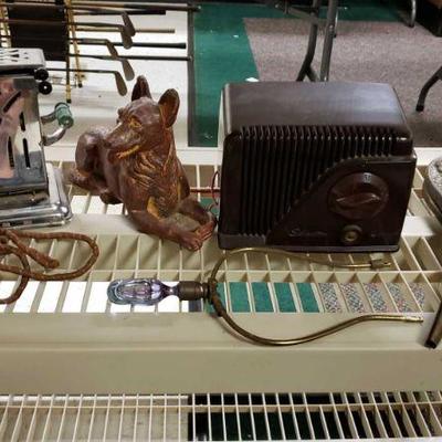 712 â€¢ Vintage Toaster, Radio, Fireplace Bellow, And More