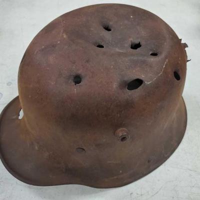 660	
World War I German Helmet
World War I German Helmet