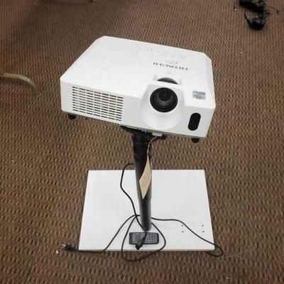 #27706 â€¢ Hitachi CP-RX80 Video Projector With Remote And Ceiling Mount