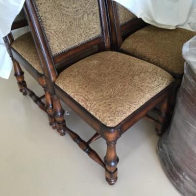 Additional dining table and chairs 