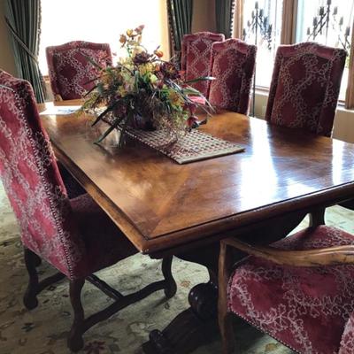 Dining table hand made for space - with chairs and fabric flown in from Europe this set retails $18,000 - yup ! Come get a great deal 
