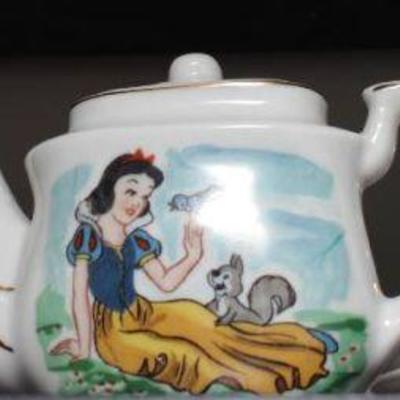 Snow White Child's tea set