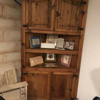 corner cabinet