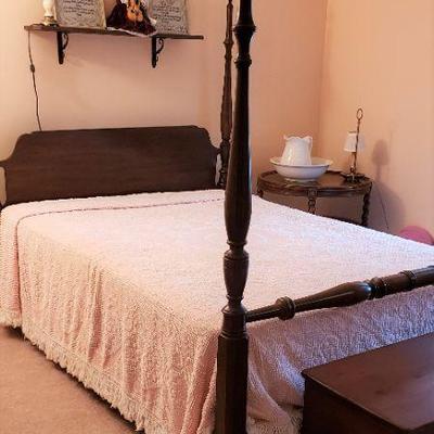 4 poster bed