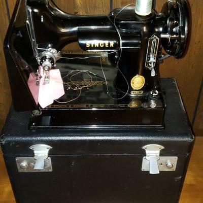 Vintage Singer Portable Sewing Machine
