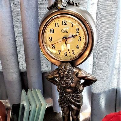 Crosa quartz Clock