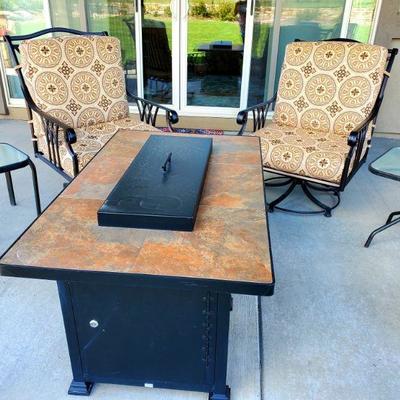 Christy Sports patio set/ fireplace table