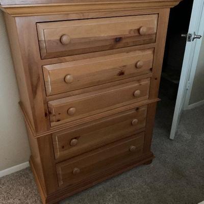 maple chest of drawers 