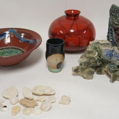 1230	POTTERY AND GLASS LOT, BOWL IS 12 1/4 IN DIAMETER, POTTERY OWL ON BASE IS 9 1/4 IN HIGH
