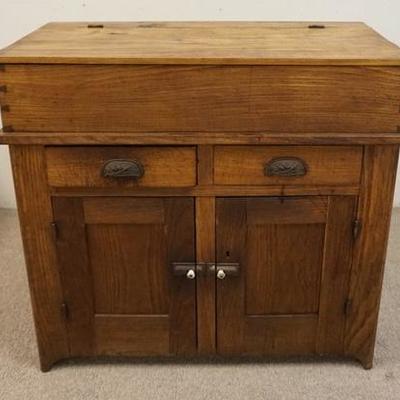1176	ANTIQUE CHESTNUT DOVETAILED DRY SINK, 2 DRAWERS OVER 2 DOORS
