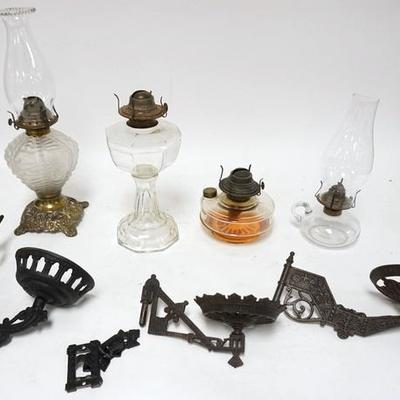 1235	4 KERO LAMPS AND 3 BRACKETS
