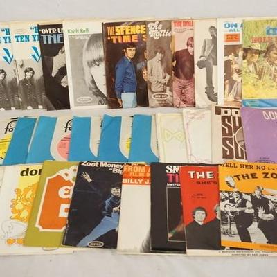 1074	LOT OF 31 AMERICAN EDITION 1960S BRITISH BANDS/ARTISTS 45S IN ORIGINAL SLEEVES (MANY W/ PICTURE SLEEVES) INCLUDING; THE TROGGS, THE...