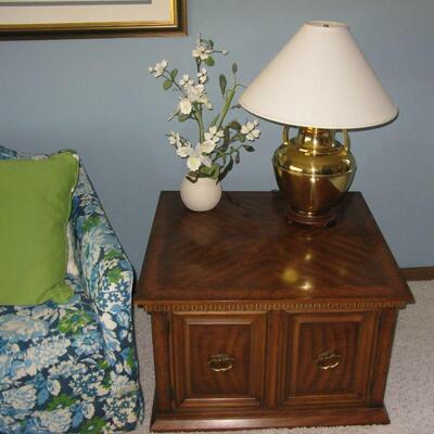 END TABLE  BUY IT NOW $ 45.00
