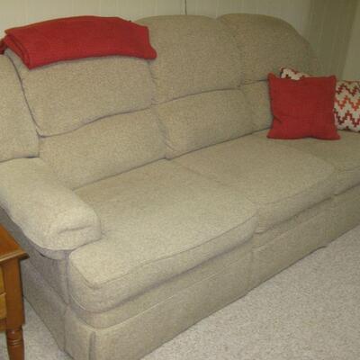 DOUBLE RECLINER COUCH  BUY IT NOW $ 165.00