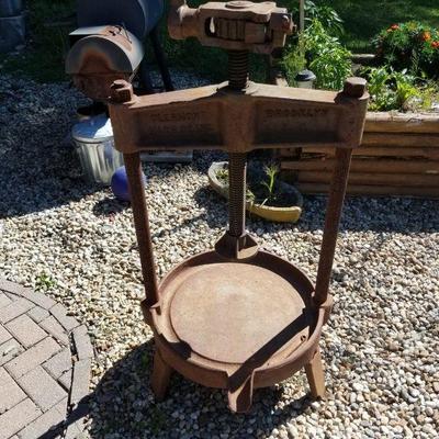 Estate sale photo