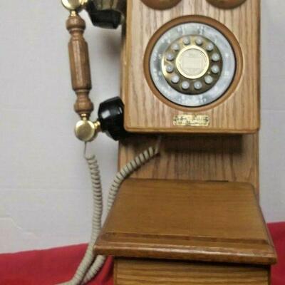 https://www.ebay.com/itm/124346717302	LX3022 WALL MOUNTED PUSH BUTTON VINTAGE TT SYSTEMS COUNTRY STORE TELEPHONE 		Buy-It-Now	 $49.99 
