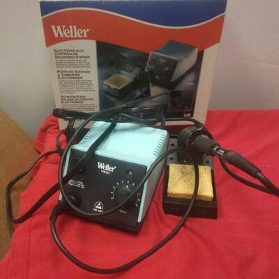 https://www.ebay.com/itm/114416002166	WL3118 USED WELLER WE551 ELECTRONICALLY CONTROLED SOLDERING STATION		Buy-It_Now	 $42.99 
