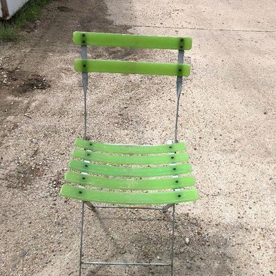 https://www.ebay.com/itm/124340151474	LRM3993: Green and Gray Metal and Hard Plastic folding Chair - Pickup Only	Buy-It-Now	 $35.00 
